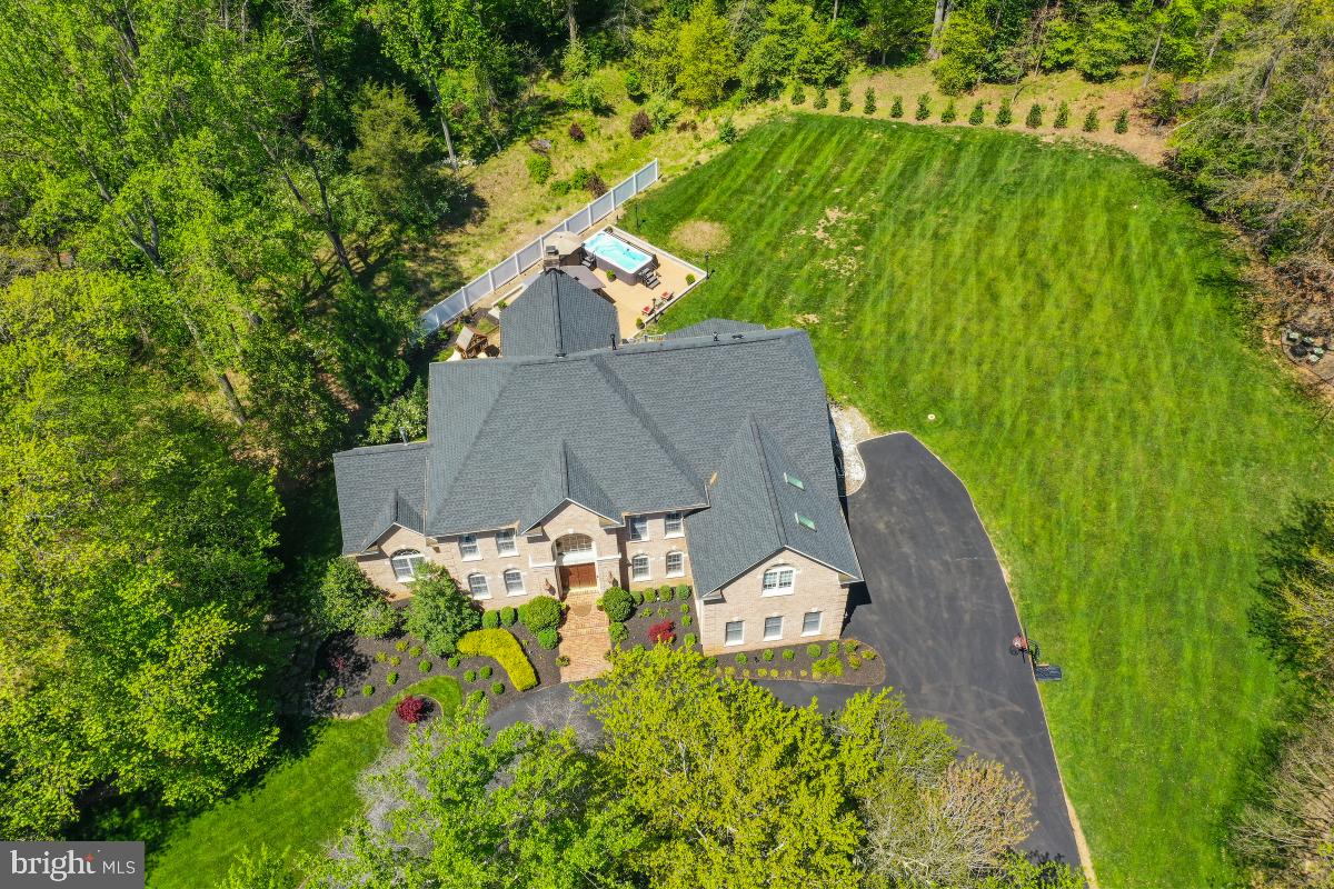 11116 Stuart Mill Road Oakton, VA 22124 - Photo 72 of 74 Gallery Image 72