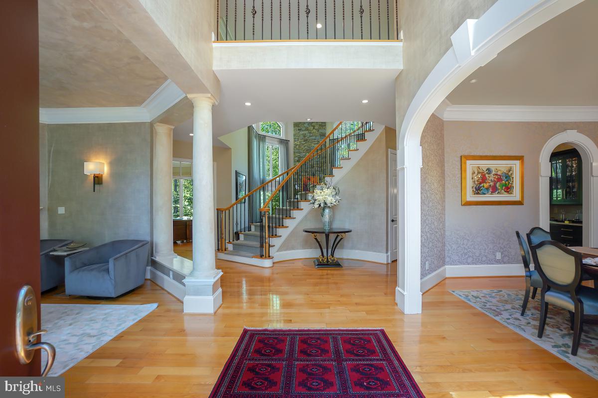 11116 Stuart Mill Road Oakton, VA 22124 - Photo 10 of 74 Gallery Image 10