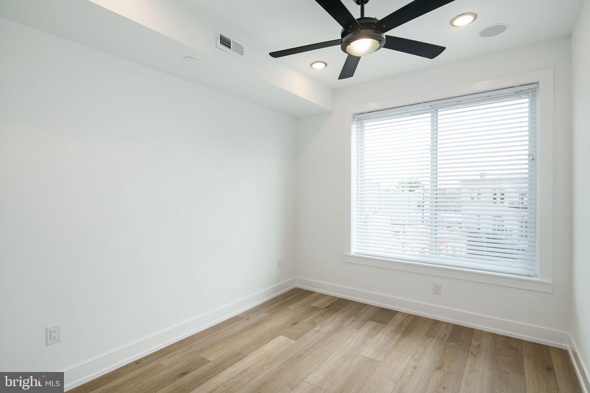 2000 North Front Street, Unit 5 Philadelphia, PA 19122 - Photo 7 of 10