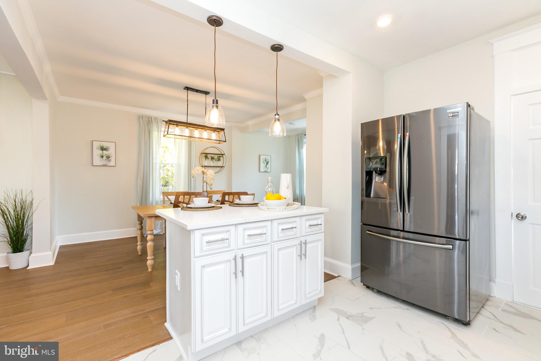 500 Kingston Road Baltimore, MD 21229 - Photo 12 of 32