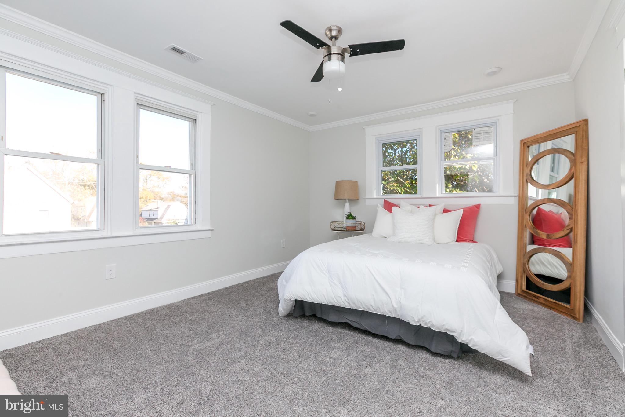 500 Kingston Road Baltimore, MD 21229 - Photo 20 of 32 Master Bedroom