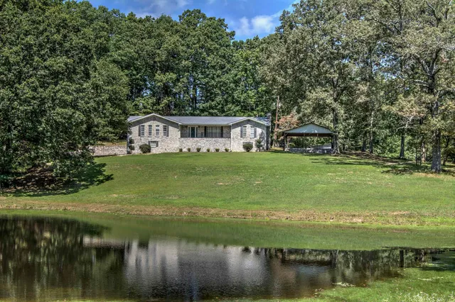 $525,000 | 110 Hughes Road, Trenton, GA 30752