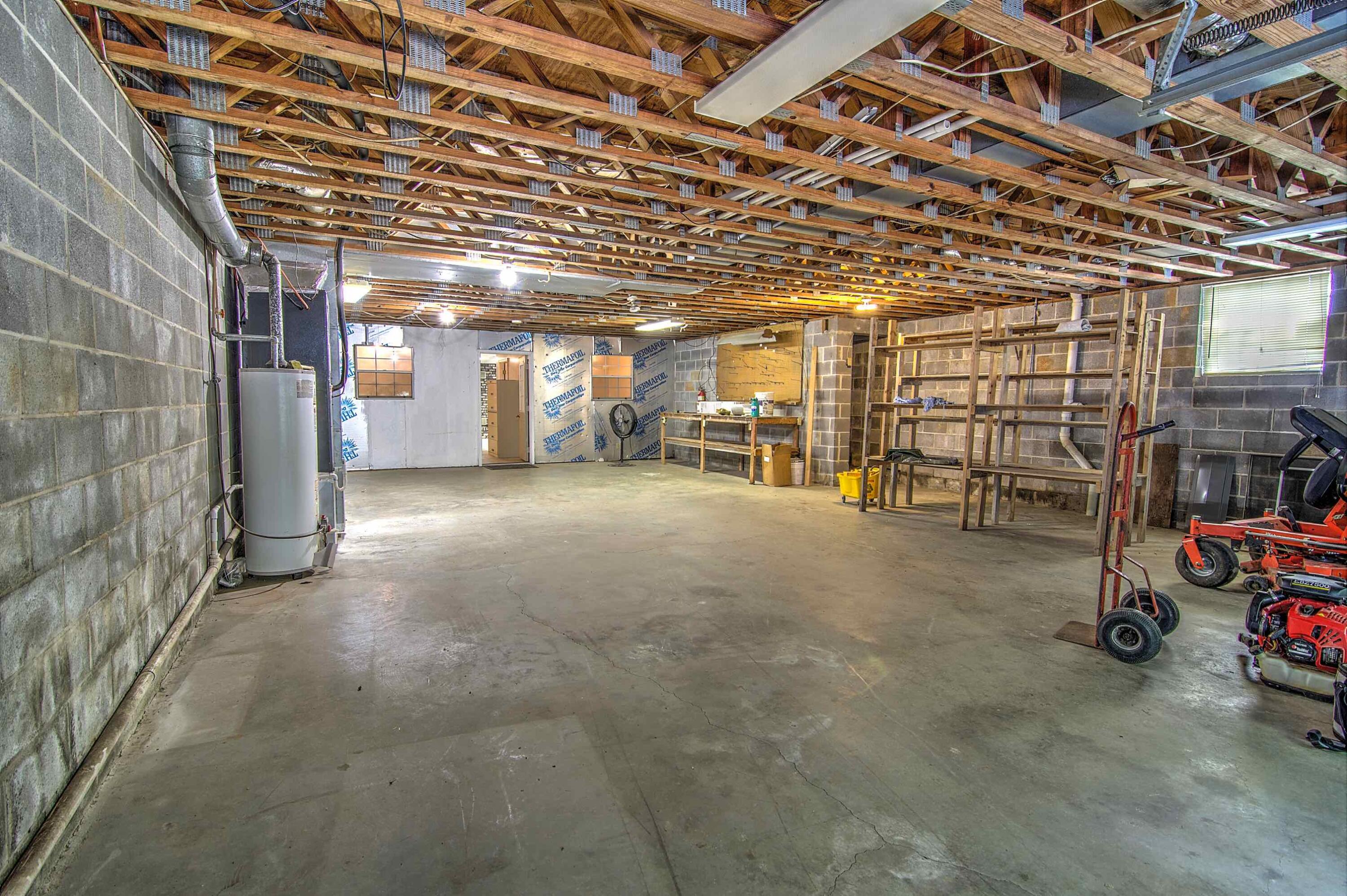 110 Hughes Road Trenton, GA 30752 - Photo 30 of 63 Camera30