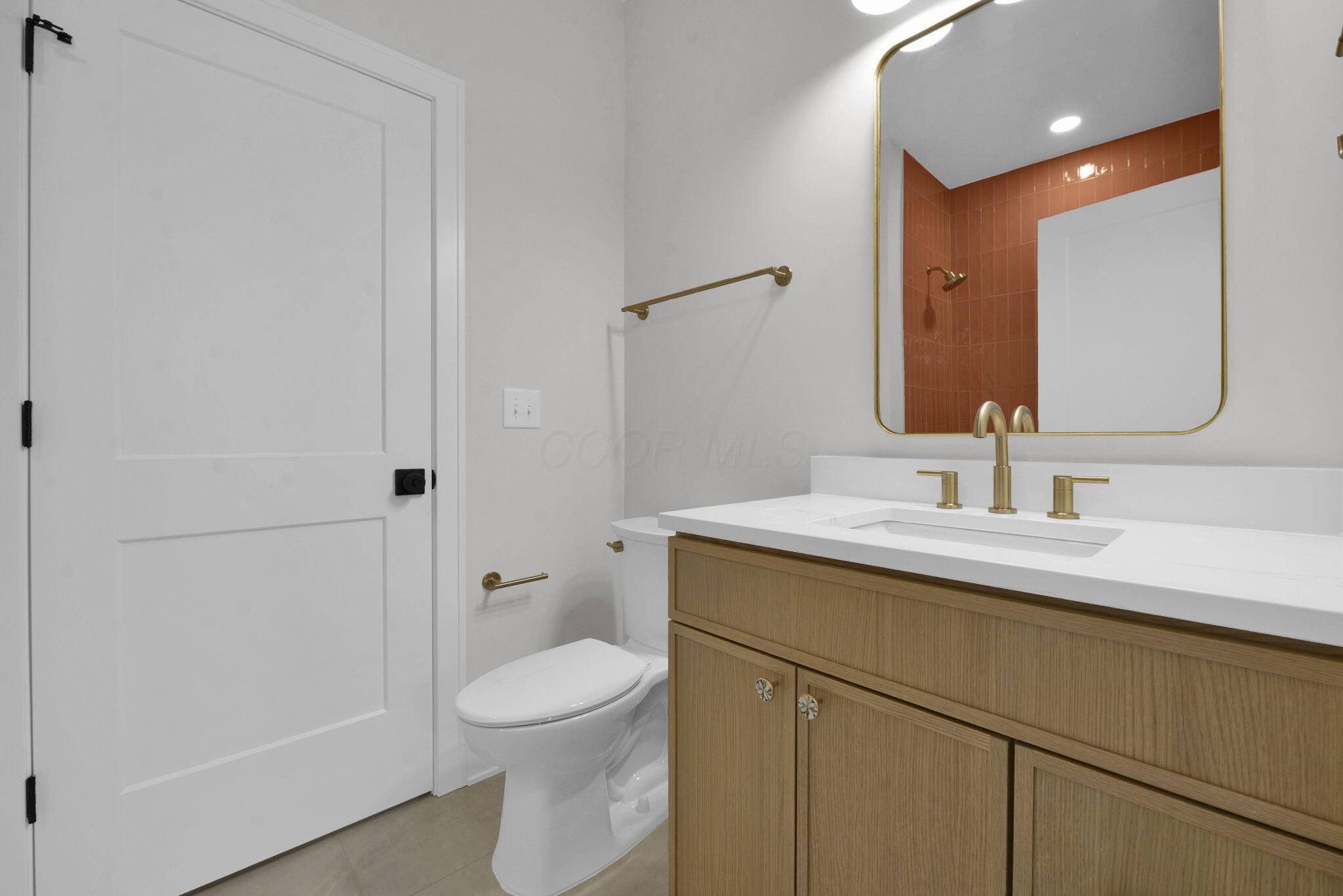 1240 Oxley Road Columbus, OH 43212 - Photo 5 of 46 5-web-or-mls-1240-oxley-rd