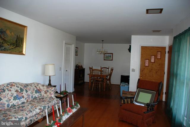 2315 Orange Road Culpeper, VA 22701 - Photo 16 of 25 Living Room