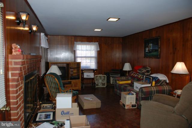 2315 Orange Road Culpeper, VA 22701 - Photo 7 of 25 Family Room