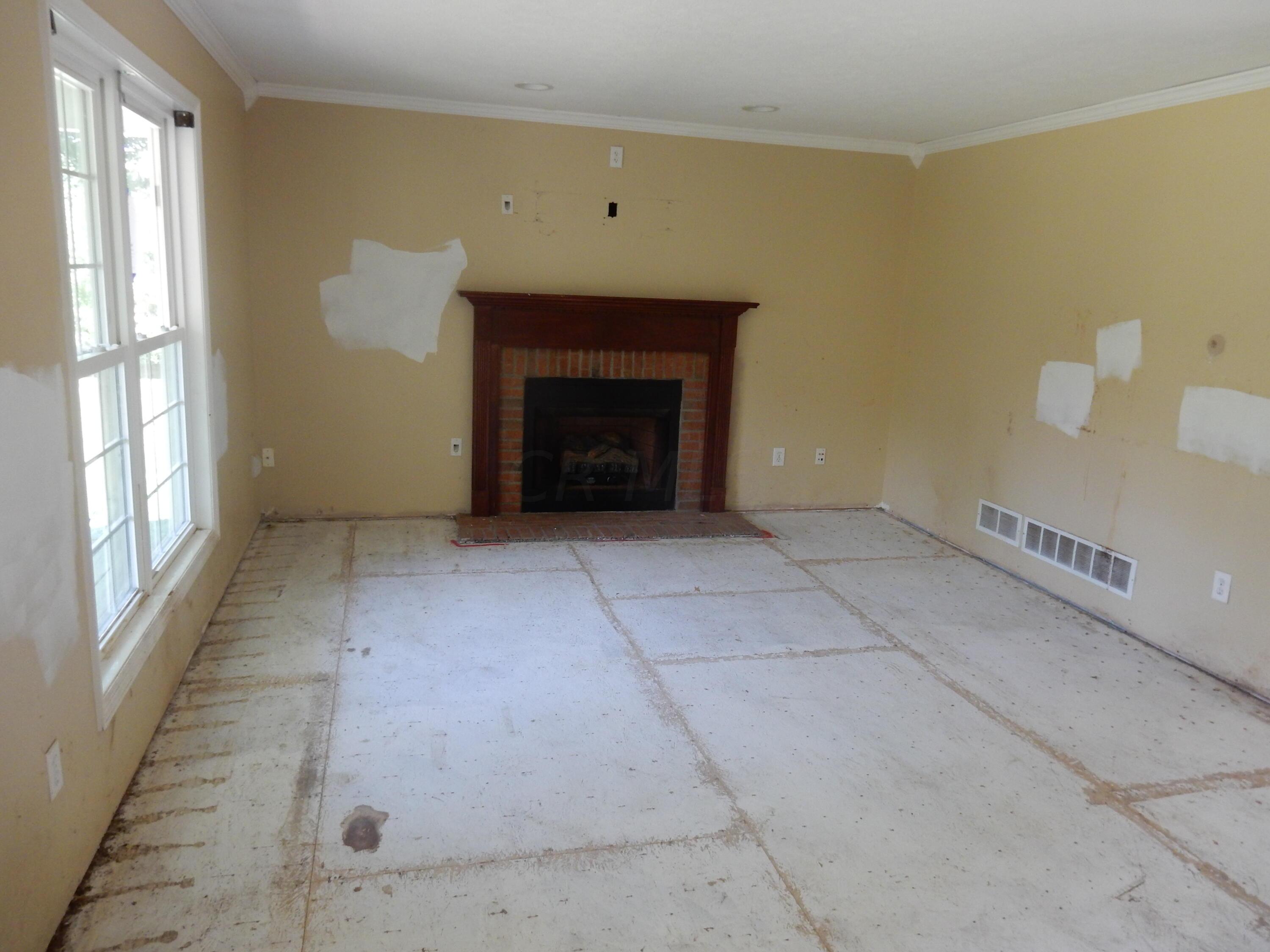 313 Township 209 Road Marengo, OH 43334 - Photo 4 of 27 DSCN7049