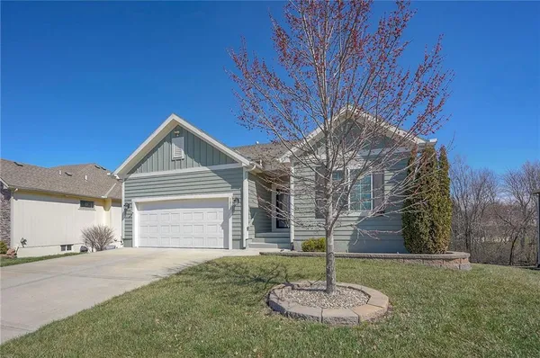$414,900 | 1817 Prairie Grass Drive, Raymore, MO 64083