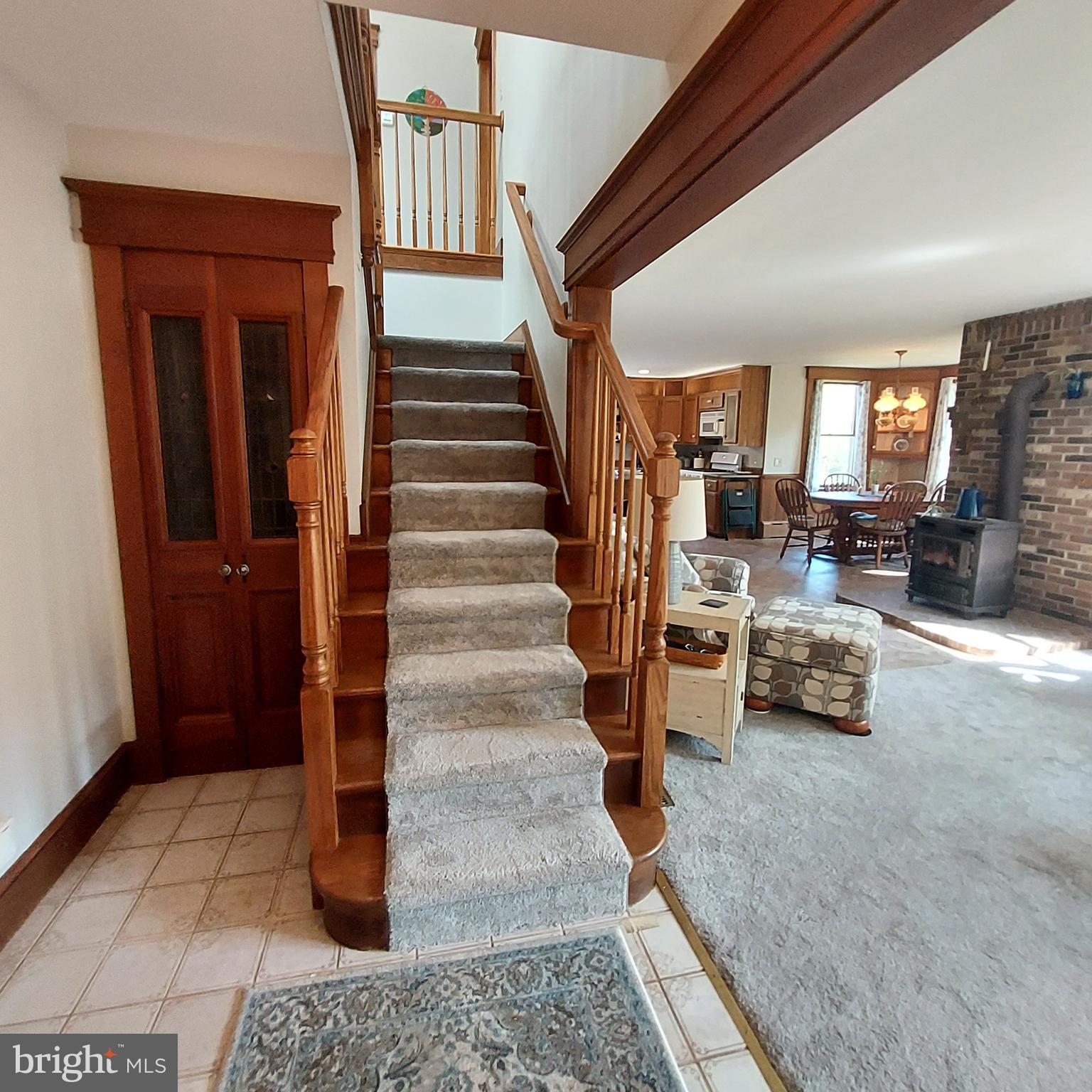 329 Pennington - Titusville Road Pennington, NJ 08534 - Photo 4 of 59 Foyer and staircase