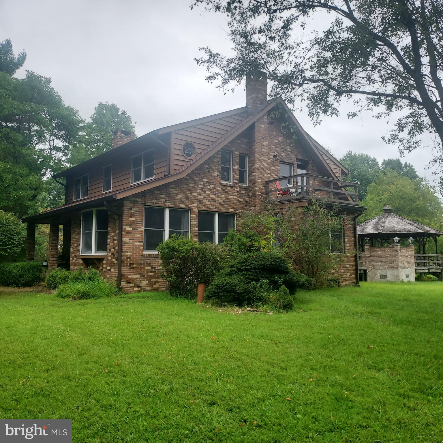 329 Pennington - Titusville Road Pennington, NJ 08534 - Photo 55 of 59 Right side exterior