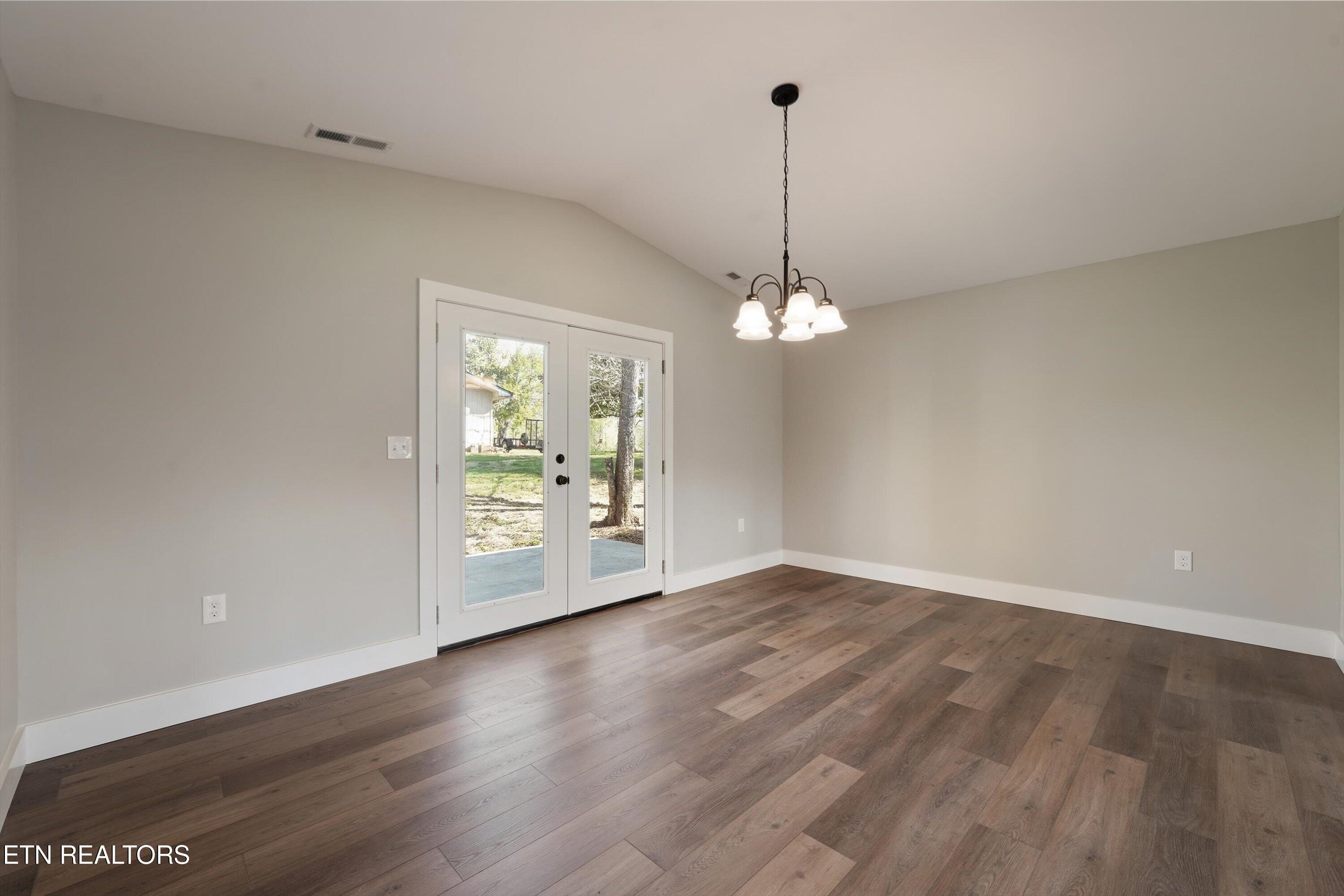 1533 Haley Lynn Road Pigeon Forge, TN 37862 - Photo 12 of 40 12-1533 Haley Lynn Rd 25