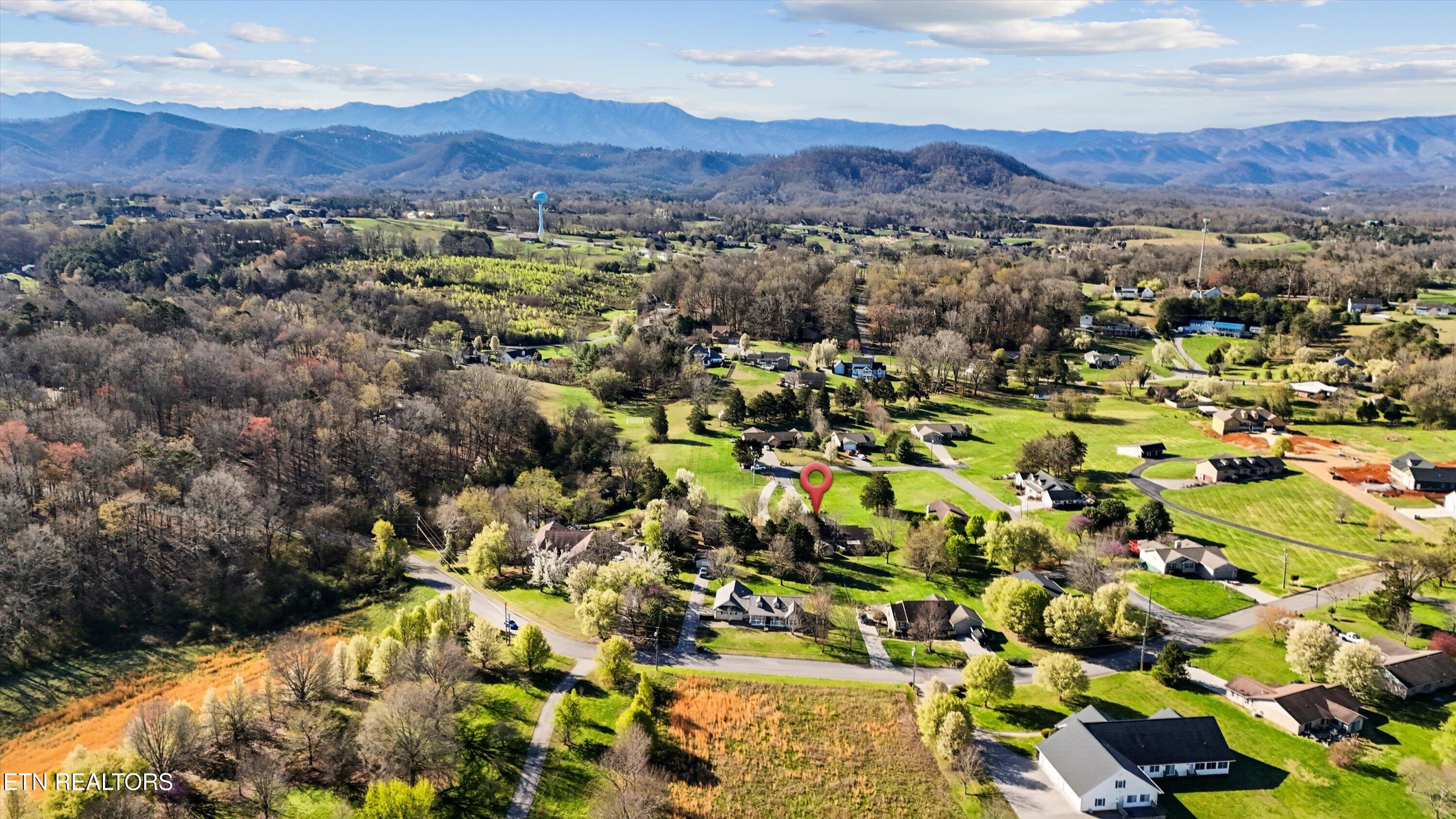 1533 Haley Lynn Road Pigeon Forge, TN 37862 - Photo 37 of 40 37-1533 Haley Lynn Rd 15