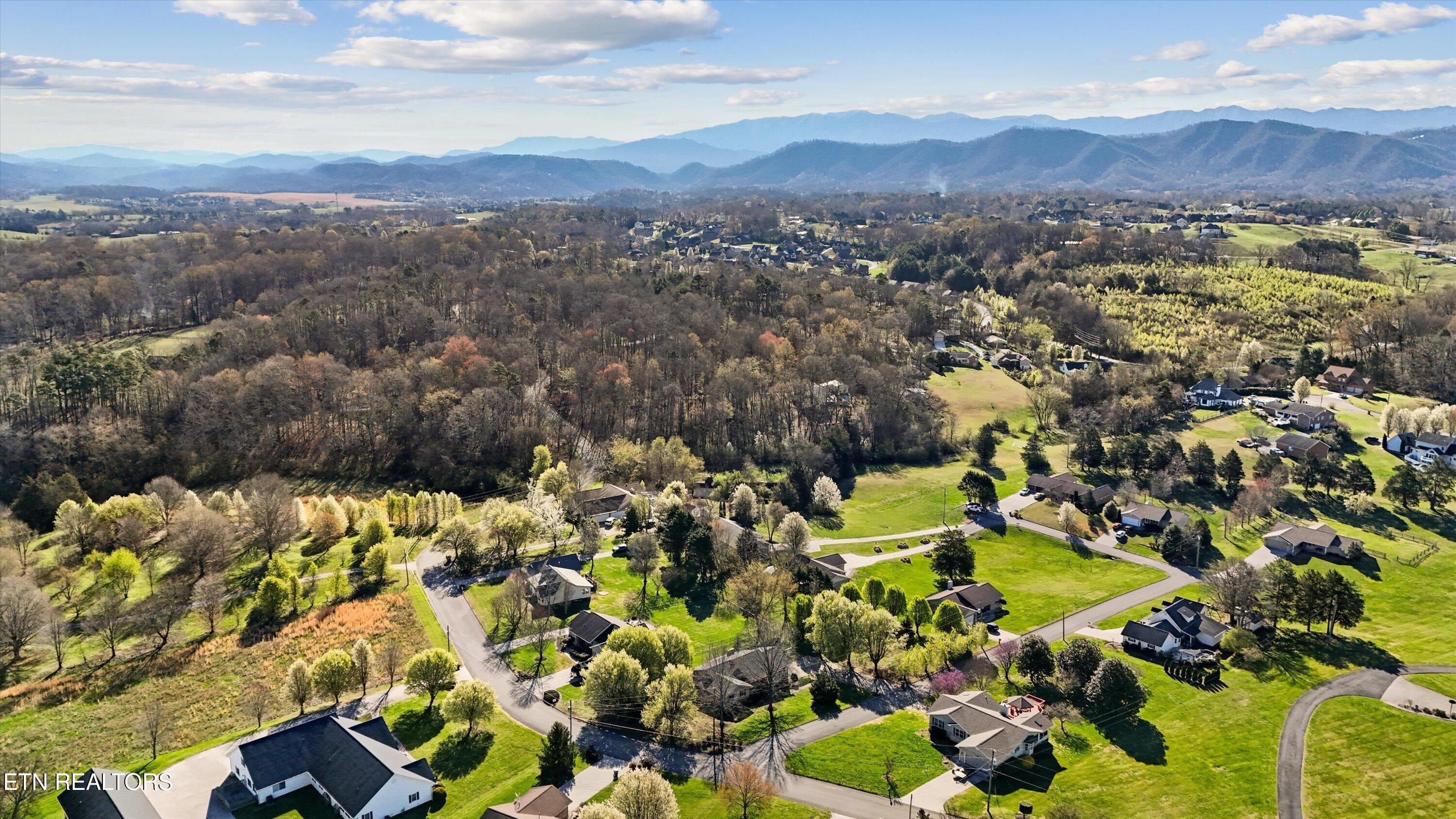 1533 Haley Lynn Road Pigeon Forge, TN 37862 - Photo 38 of 40 38-1533 Haley Lynn Rd 16