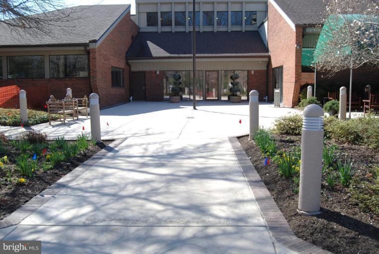 876 Rudder Way Annapolis, MD 21401 - Photo 4 of 18 Amazing Community Center!