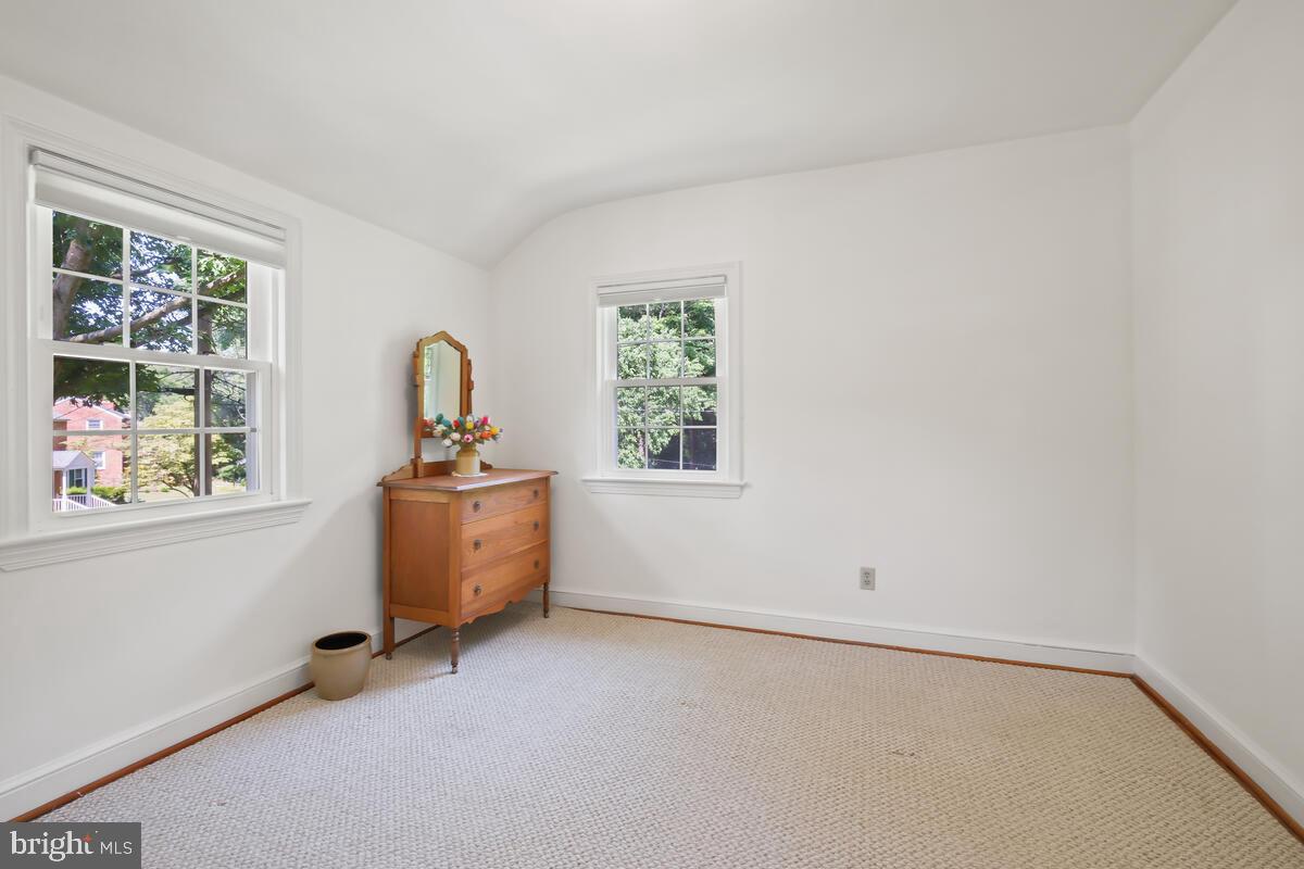 10113 Big Rock Road Silver Spring, MD 20901 - Photo 18 of 43