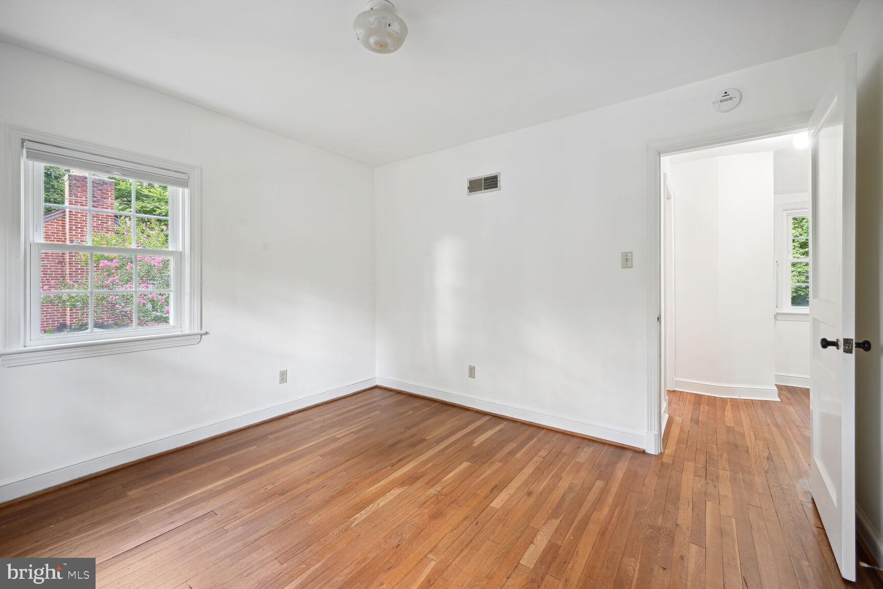 10113 Big Rock Road Silver Spring, MD 20901 - Photo 19 of 43