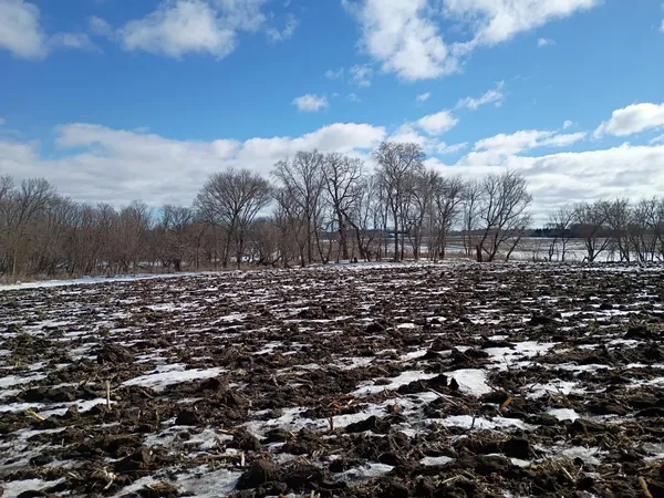 $560,000 | 8 Waverly Mn 55390, Waverly, MN 55390