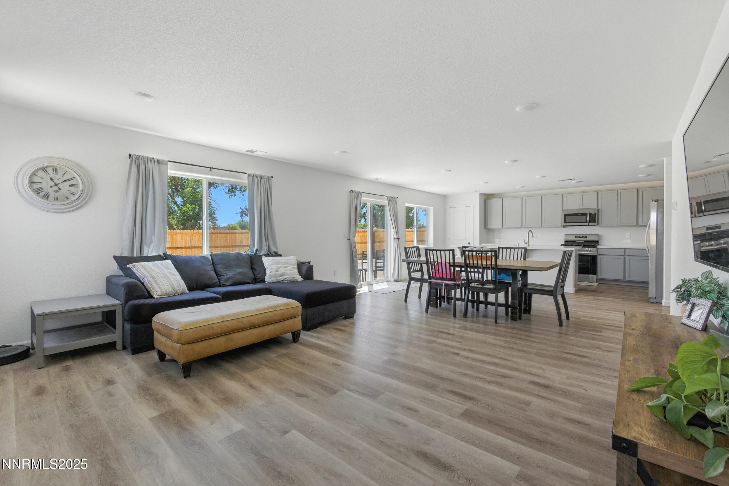 6778 Shell Court Fernley, NV 89408 - Photo 14 of 33 23_4l2a2134