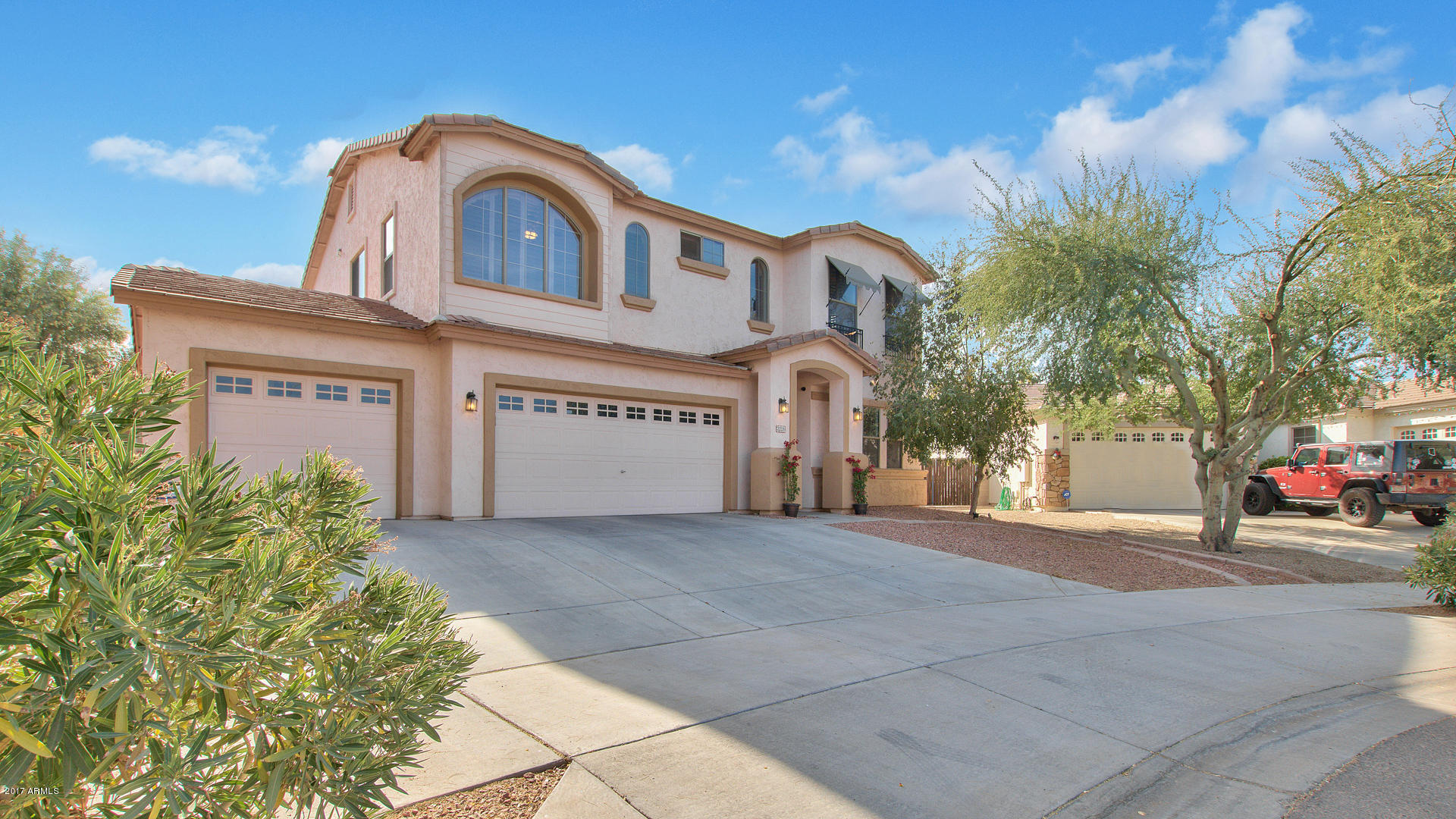 2223 West Maldonado Road Phoenix, AZ 85041 - Photo 1 of 41 01