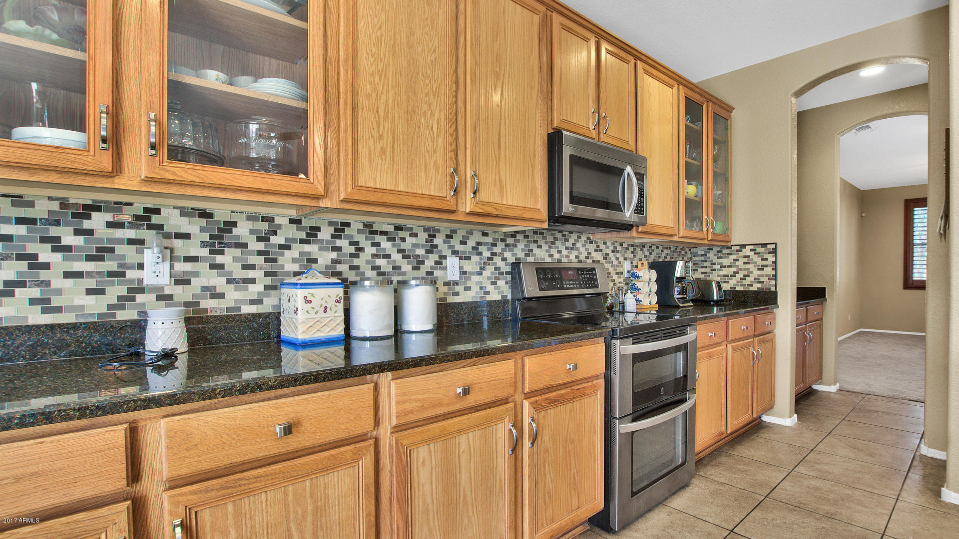 2223 West Maldonado Road Phoenix, AZ 85041 - Photo 12 of 41 13