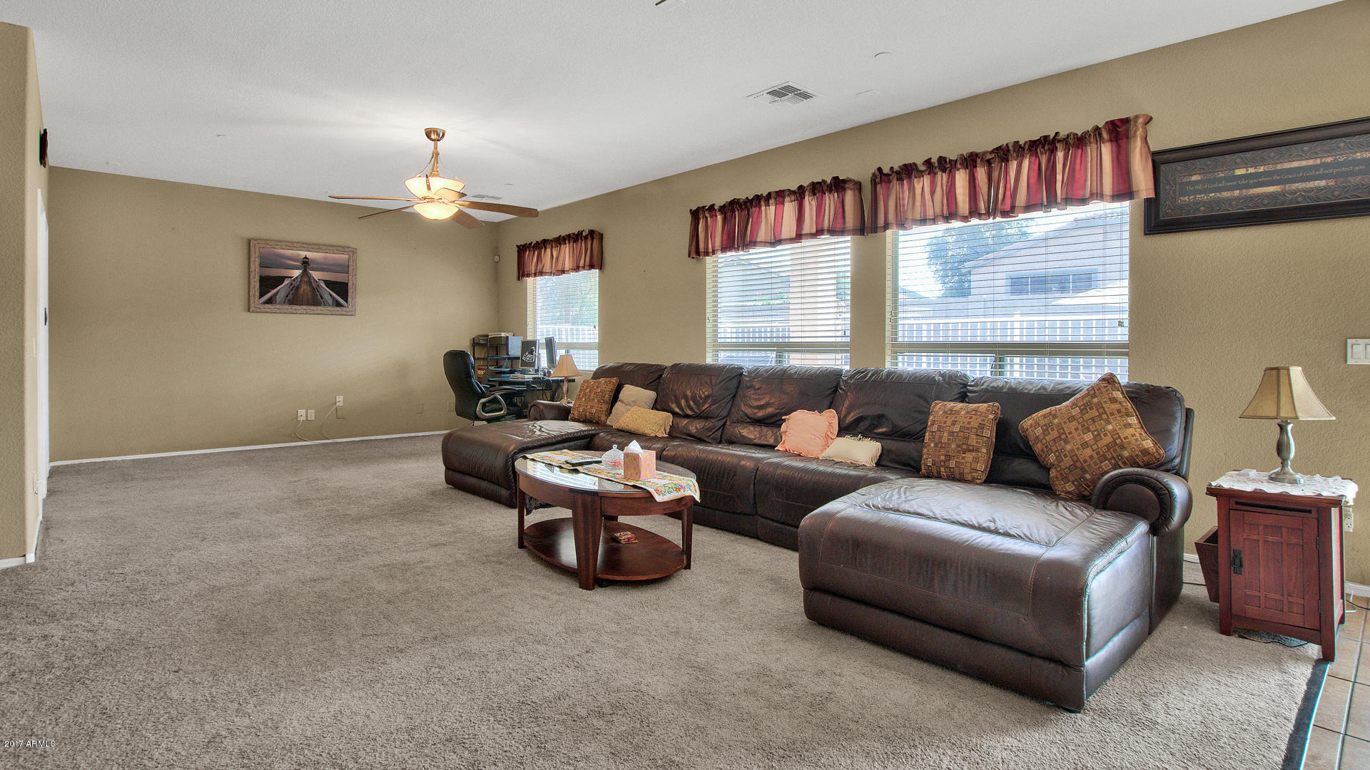 2223 West Maldonado Road Phoenix, AZ 85041 - Photo 15 of 41 15