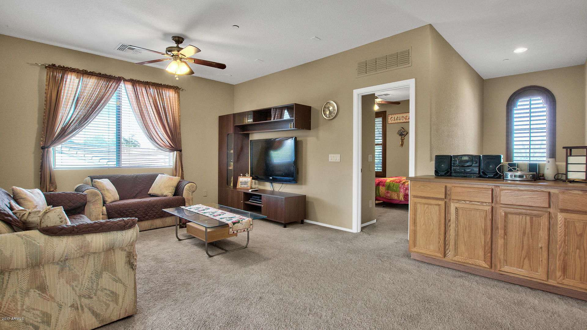 2223 West Maldonado Road Phoenix, AZ 85041 - Photo 18 of 41 17