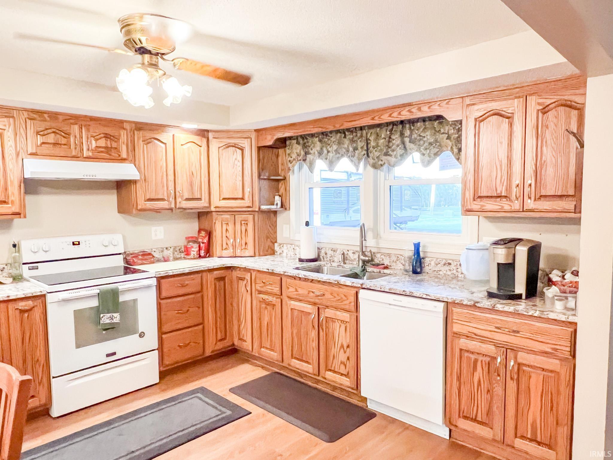 16224 Feighner Road Roanoke, IN 46783 - Photo 17 of 35