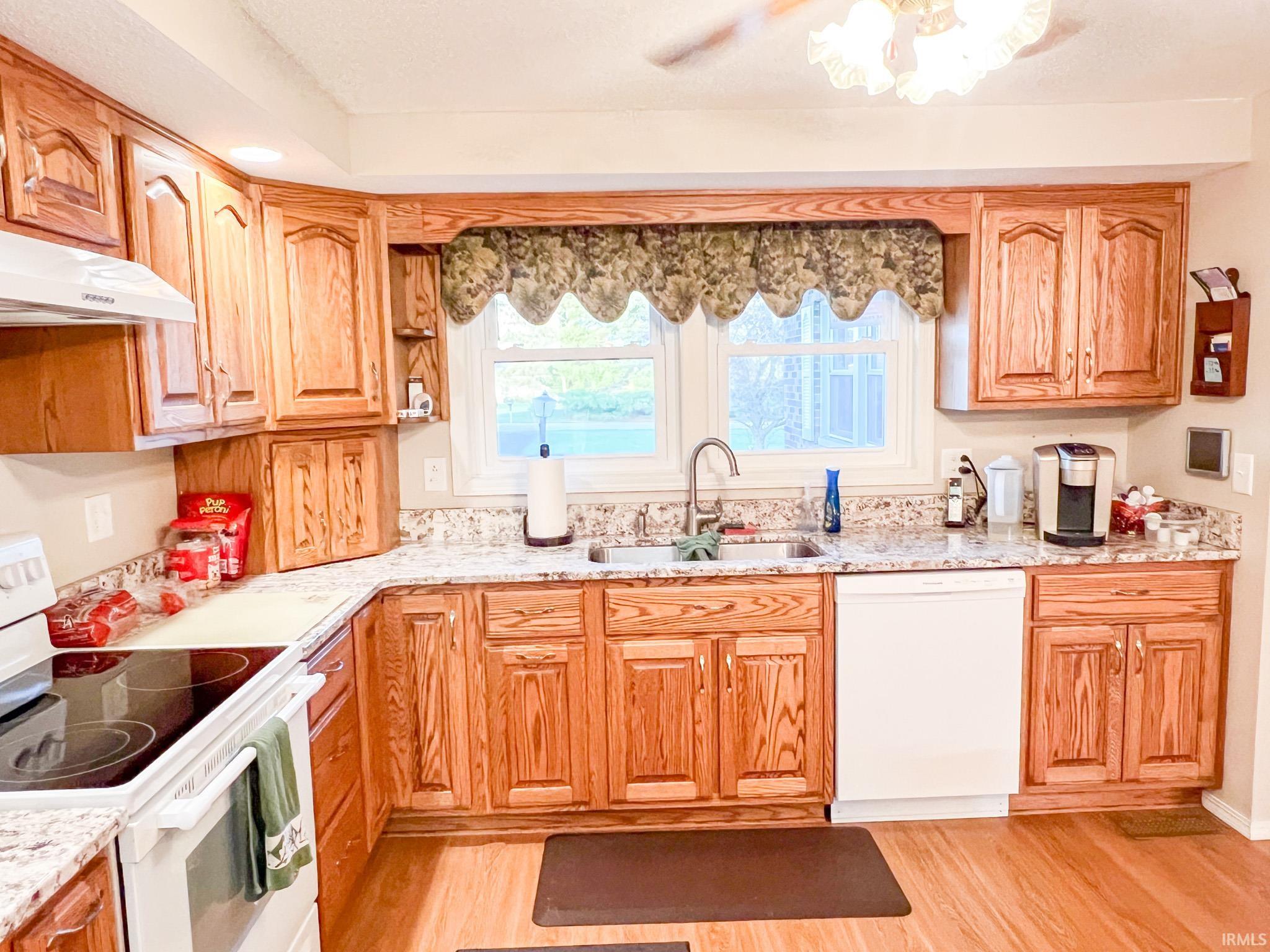 16224 Feighner Road Roanoke, IN 46783 - Photo 18 of 35