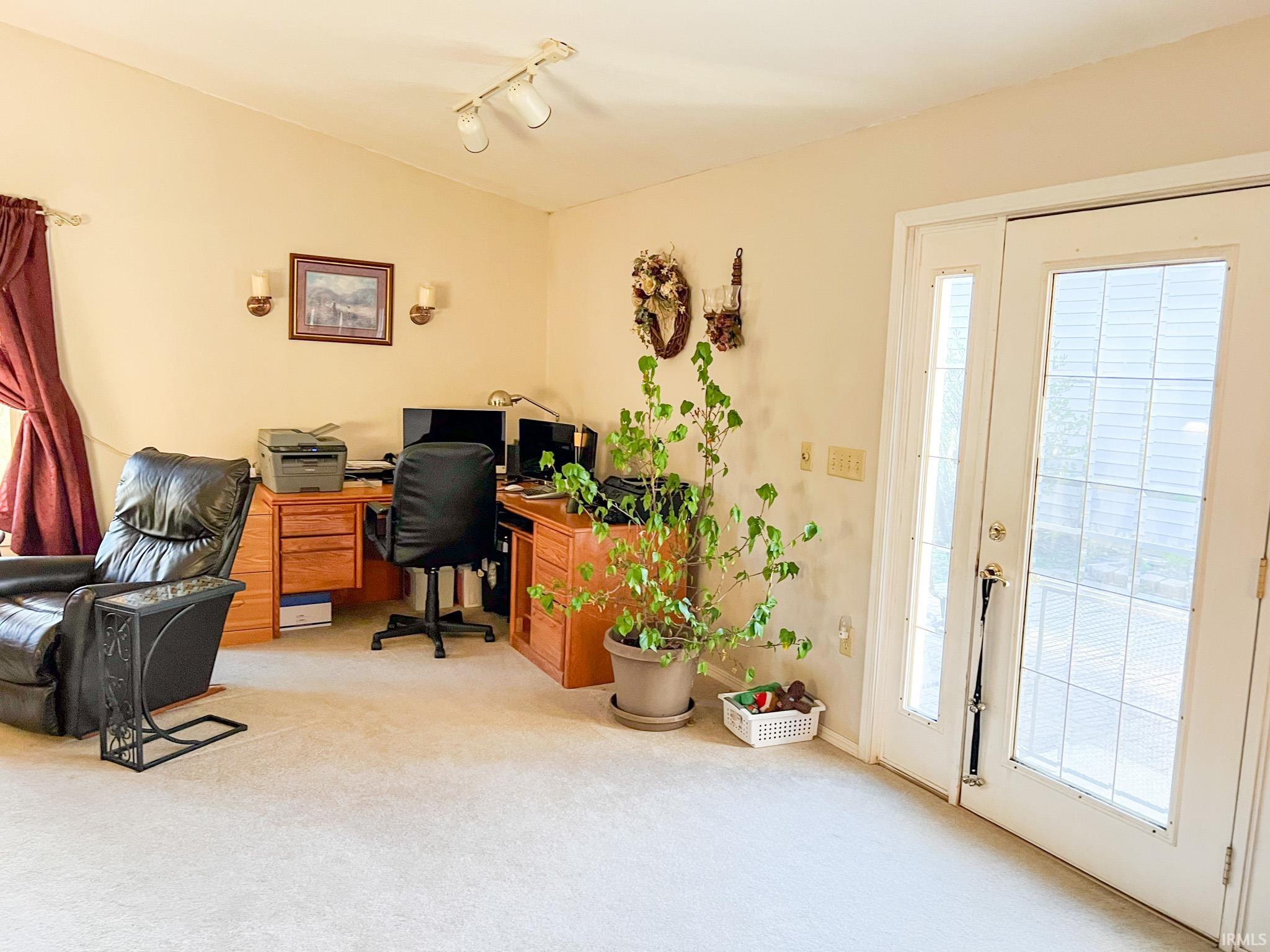 16224 Feighner Road Roanoke, IN 46783 - Photo 26 of 35