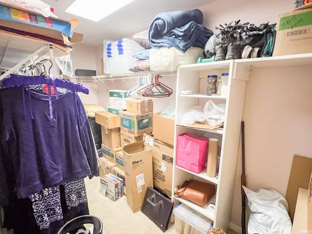 $349,000 | 16224 Feighner Road, Roanoke, IN 46783