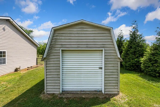 $349,000 | 16224 Feighner Road, Roanoke, IN 46783
