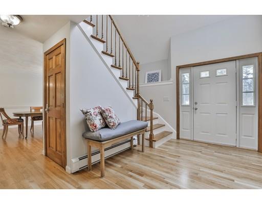 18 West Parish Road Boxford, MA 01921 - Photo 4 of 29 Gallery Image 4