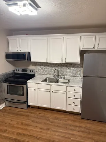 $1,495 | 263 North Wildwood Avenue, Kankakee, IL 60901