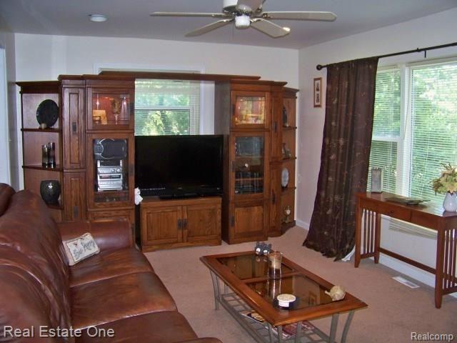 276 North St John Road Highland, MI 48357 - Photo 2 of 31