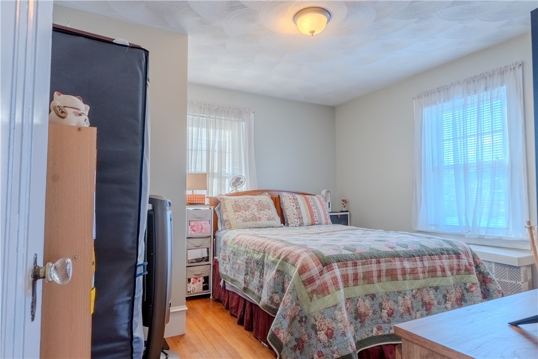 73 Western Promenade Cranston, RI 02905 - Photo 7 of 16