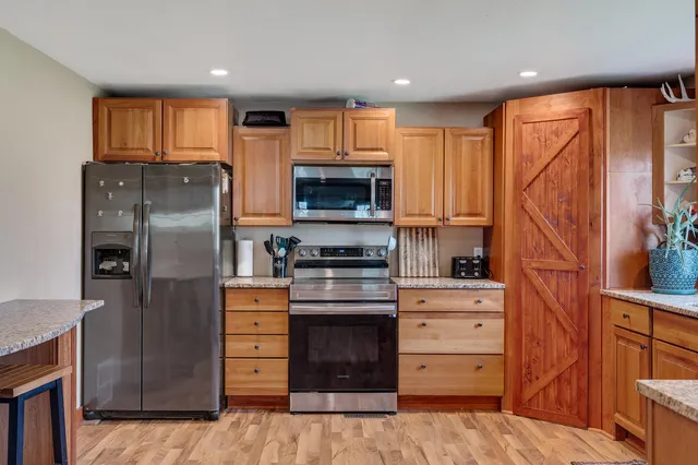 $569,900 | N28881 County Road South, Preston, WI 54616