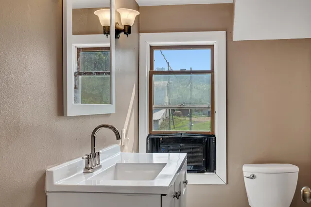 $569,900 | N28881 County Road South, Preston, WI 54616