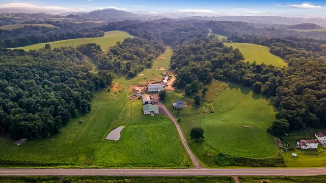 $569,900 | N28881 County Road South, Preston, WI 54616