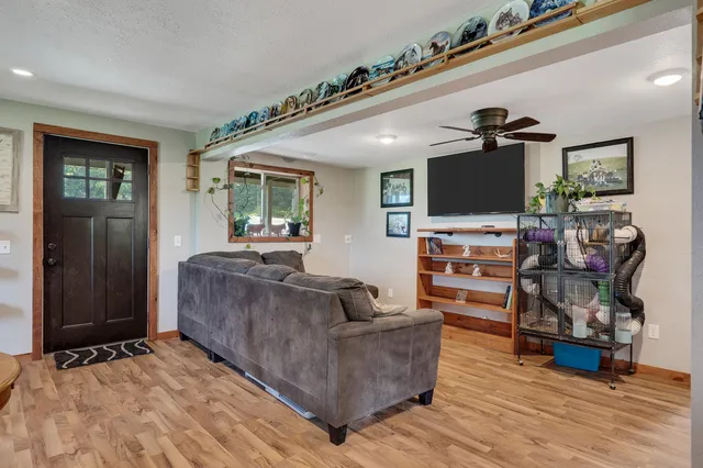 $569,900 | N28881 County Road South, Preston, WI 54616