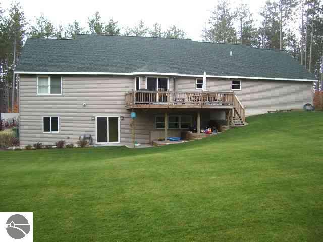 3250 Marsh Road Kingsley, MI 49649 - Photo 23 of 25 1731391-22.JPG
