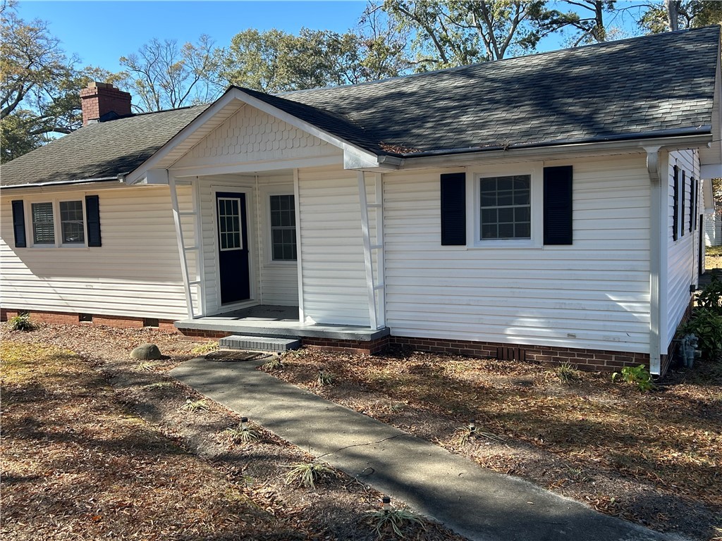 403 Oak Drive Belton, SC 29627 - Photo 2 of 35