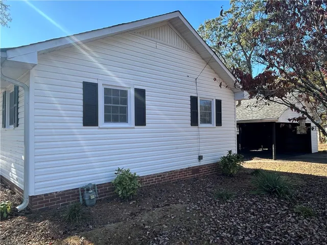 $289,000 | 403 Oak Drive, Belton, SC 29627