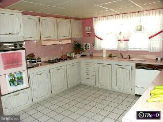 1307 Rydal Road Rydal, PA 19046 - Photo 2 of 5