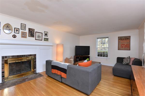 235 Meadowbrook Road Dedham, MA 02026 - Photo 4 of 20 Gallery Image 4