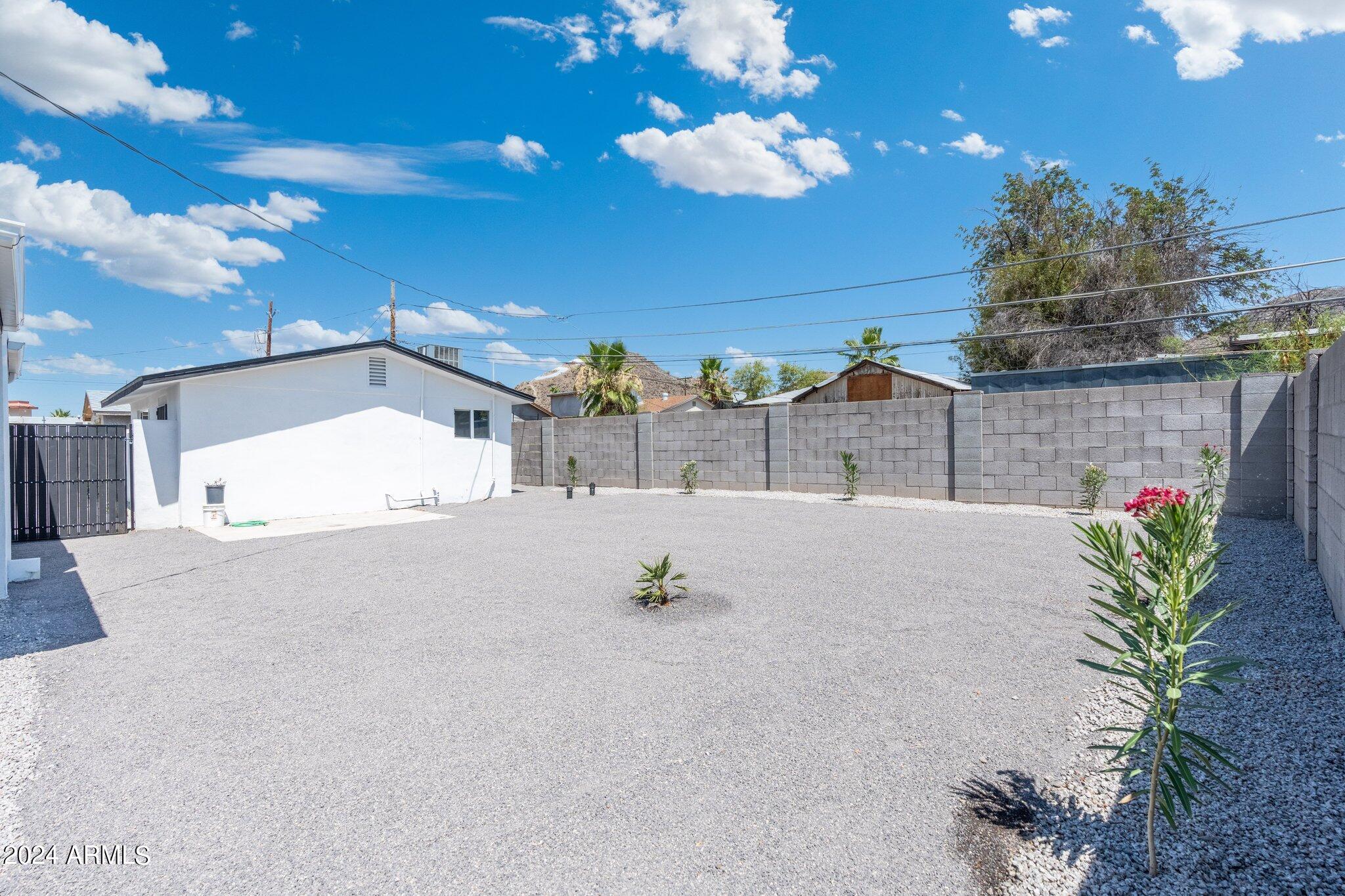 20 East Hatcher Road Phoenix, AZ 85020 - Photo 34 of 38 34-web-or-mls-DSC06750-HDR-Edit