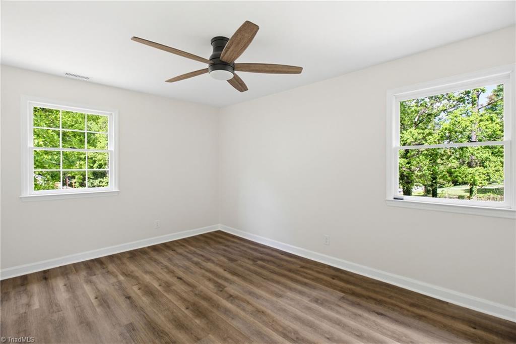5595 Murray Road Winston-Salem, NC 27106 - Photo 21 of 36 Primary Bedroom