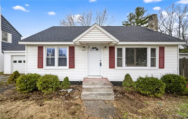 $234,900 | 5632 Cir Drive West, Cicero, NY 13039