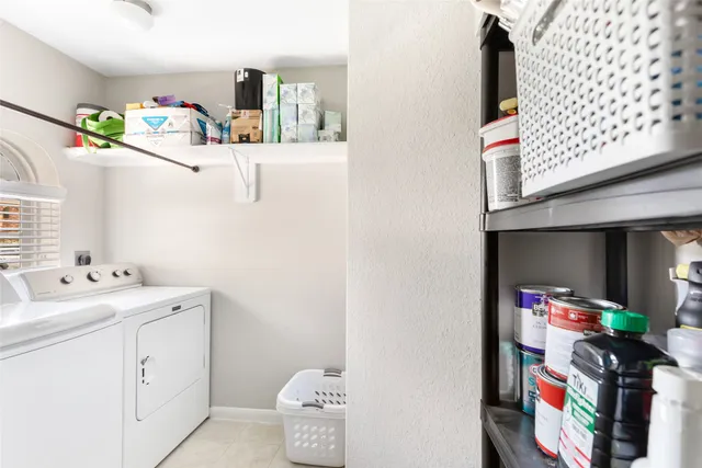 $2,400 | 5206 Misty Lane, Bacliff, TX 77518