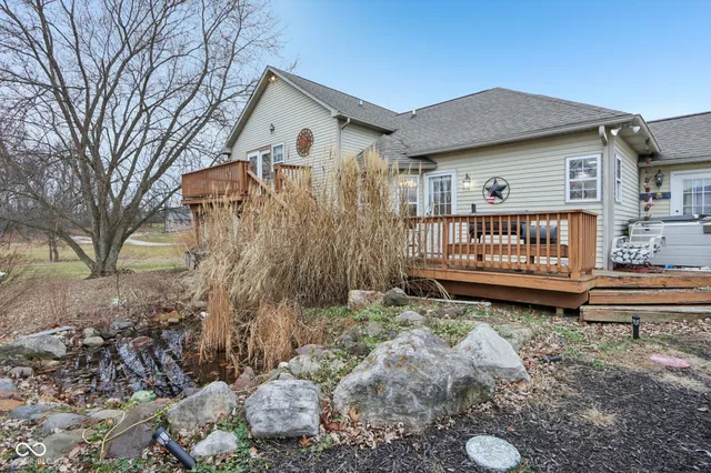 $379,900 | 46 West County Road 1000 South, Cloverdale, IN 46120