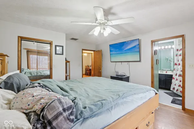 $379,900 | 46 West County Road 1000 South, Cloverdale, IN 46120